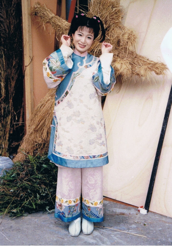 新浪娱乐讯 据港媒,曾在陈小春版《鹿鼎记》中饰演双