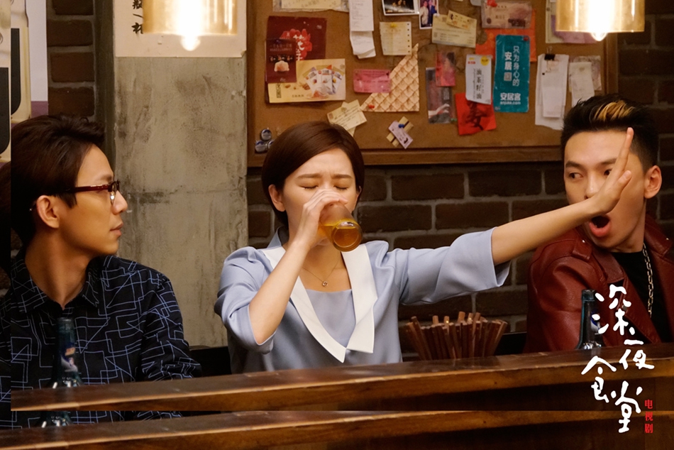 高清剧照 - 《深夜食堂》收官 何炅王迅烹制“心灵鸡汤” - 第2页 电视综艺 第3张