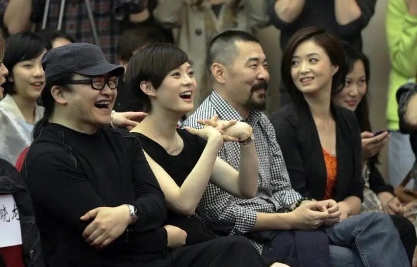 组图：《甄嬛传》庆功宴旧照孙俪蒋欣谭松韵等小主同框清丽可爱第5张图片