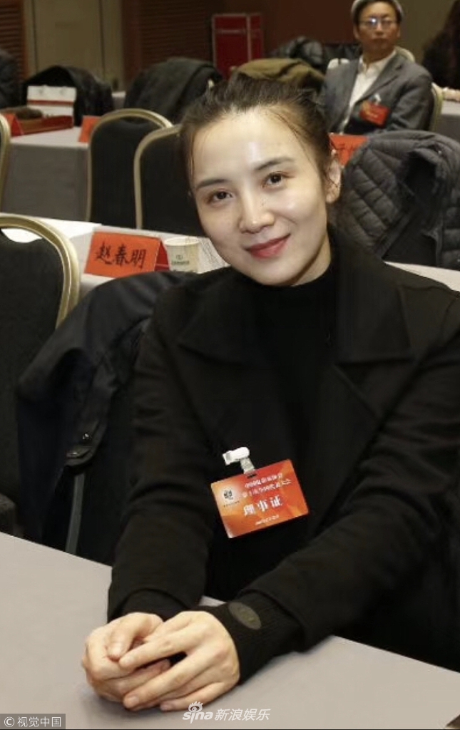 组图:章子怡宋佳素颜参加影协代表大会 葛优张涵予沉稳有型_高清图集