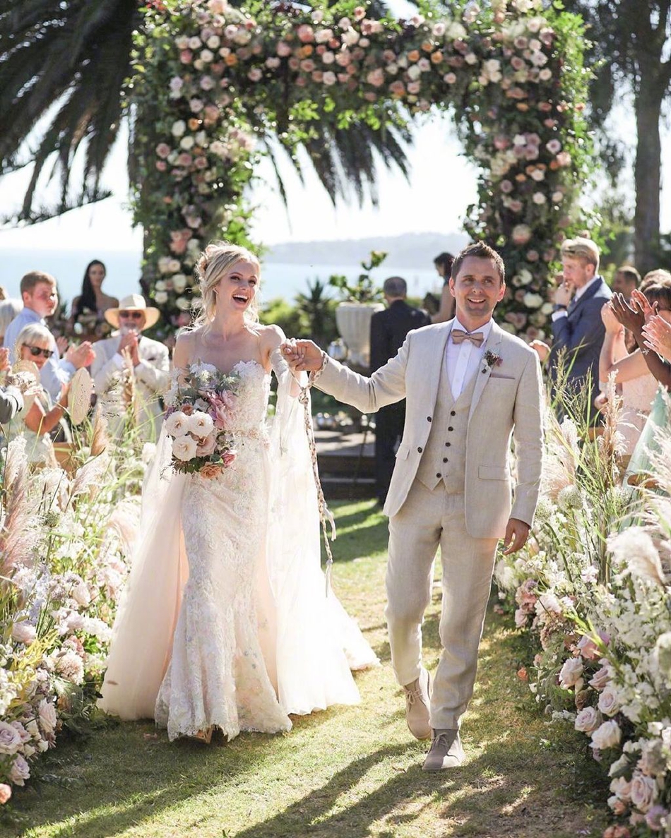 组图:muse主唱贝拉米与小12岁模特女友完婚 婚礼现场宛如童话