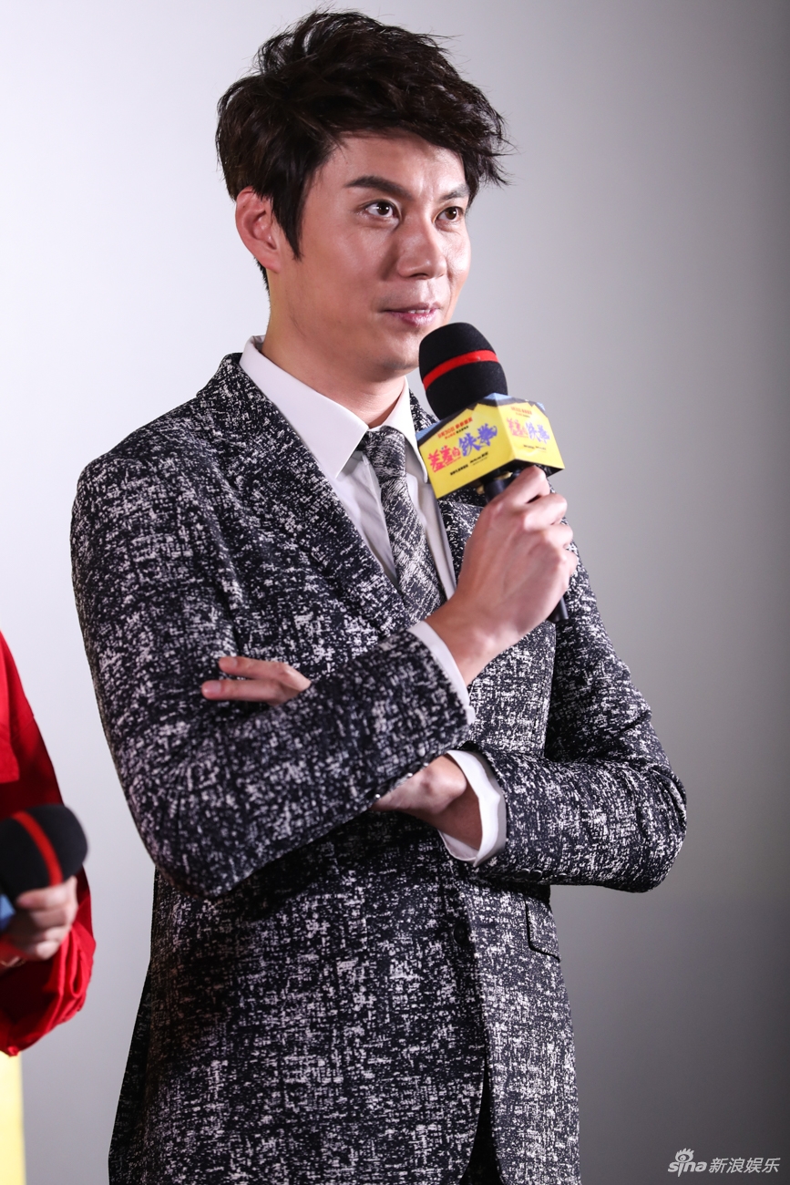 组图:"艾马腾"合体《铁拳》首映 马丽短裙秀白皙美腿_高清图集_新浪网