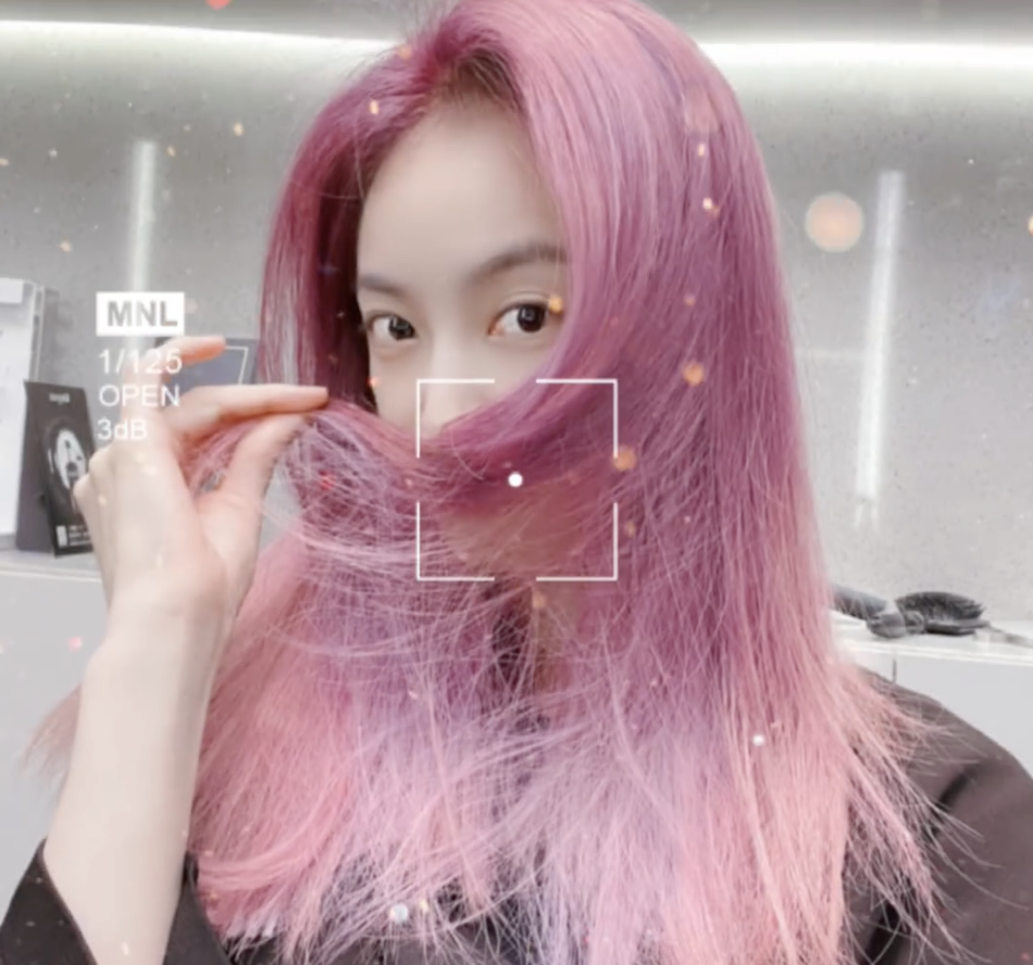 组图:宋茜粉紫渐变新发色超酷炫 网友惊呼"梦回victoria"