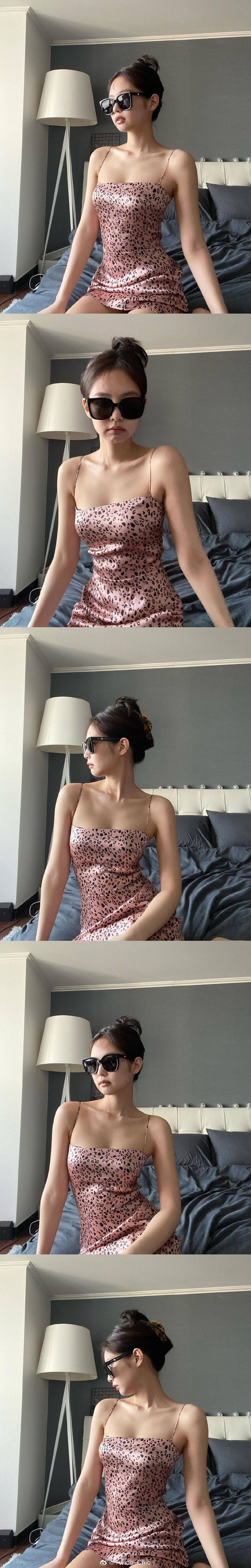 组图：百变妮妮！Jennie晒多组日常穿搭 或乖巧甜美或酷感朋克