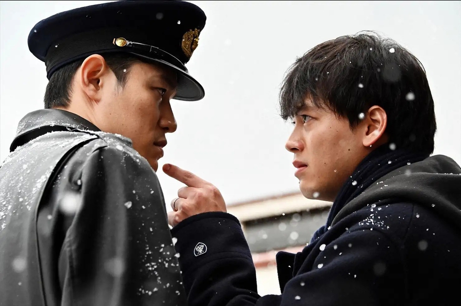 组图:《忒修斯之船》公布首集剧照 竹内凉真上演穿越剧_高清图集_新浪