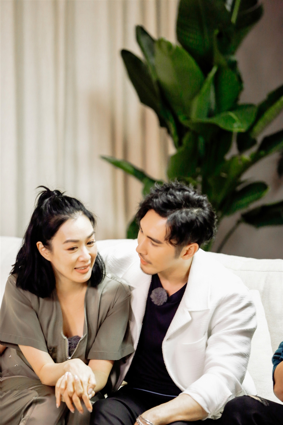 的女人们》迎来妻子团首次聚首,开启了一场别开生面的"吐槽"老公大会