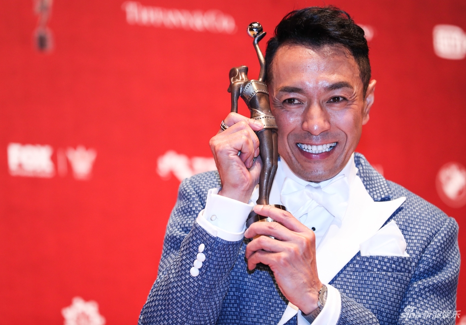 金像奖各大奖项颁出 古天乐毛舜筠影帝后