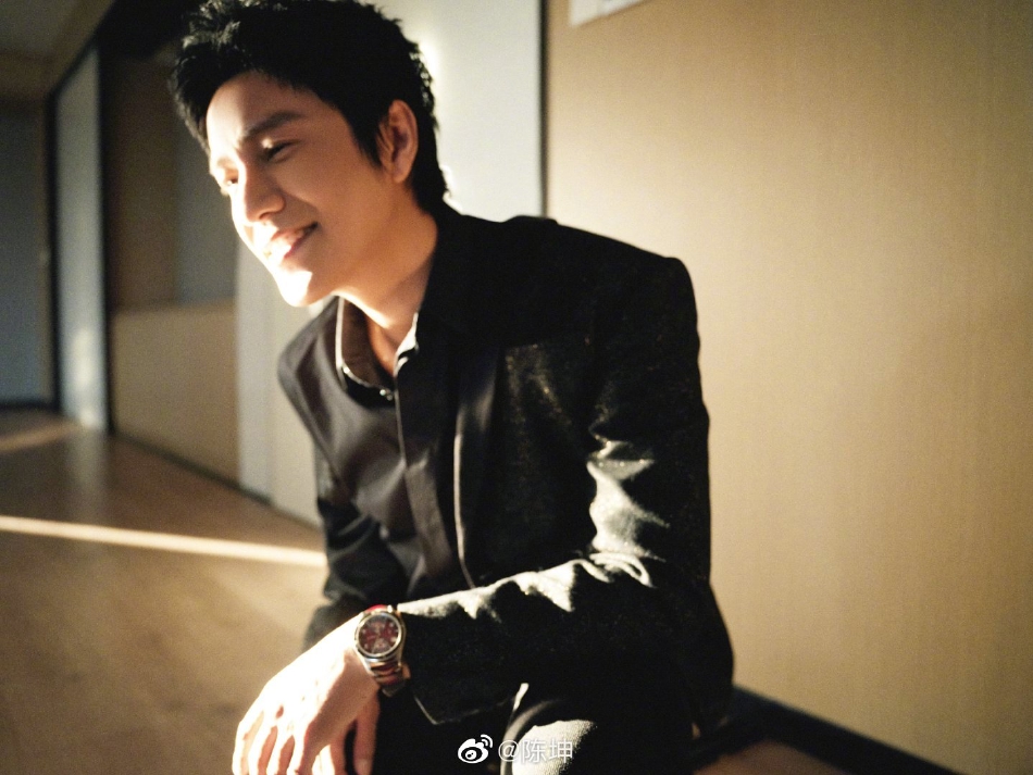 组图：陈坤周迅舒淇为上海捐赠物资截至目前已捐助两批