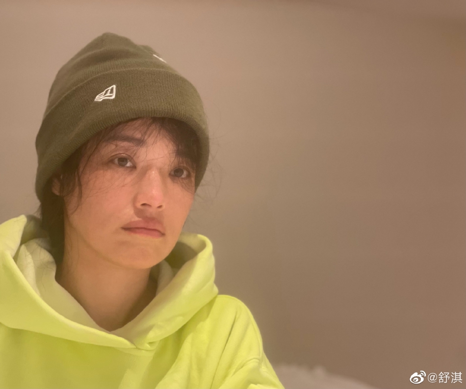 组图：陈坤周迅舒淇为上海捐赠物资截至目前已捐助两批