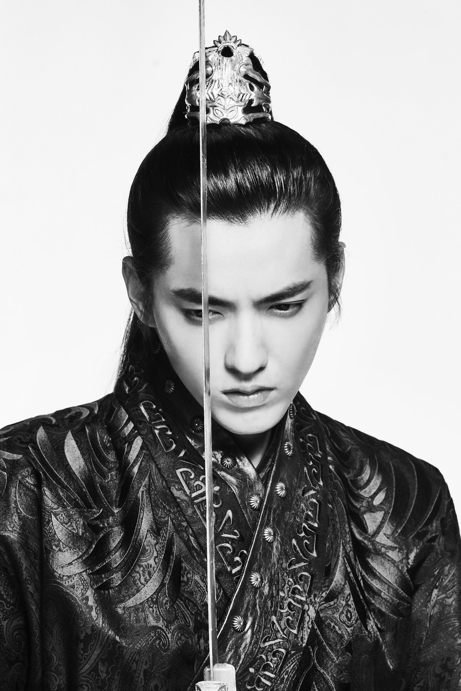 吴亦凡古装造型太飒了 粉丝:回到了颜值巅峰!