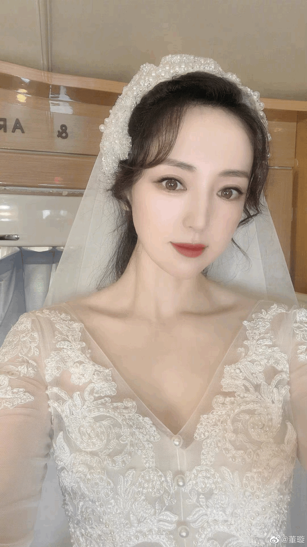 拍婚纱的妆容_婚纱妆容(2)