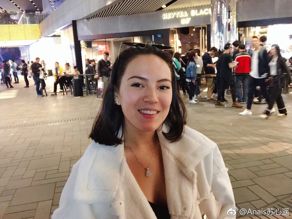 组图:苏芒晒与混血女儿合照似姐妹 苏心遥长大要去留学啦