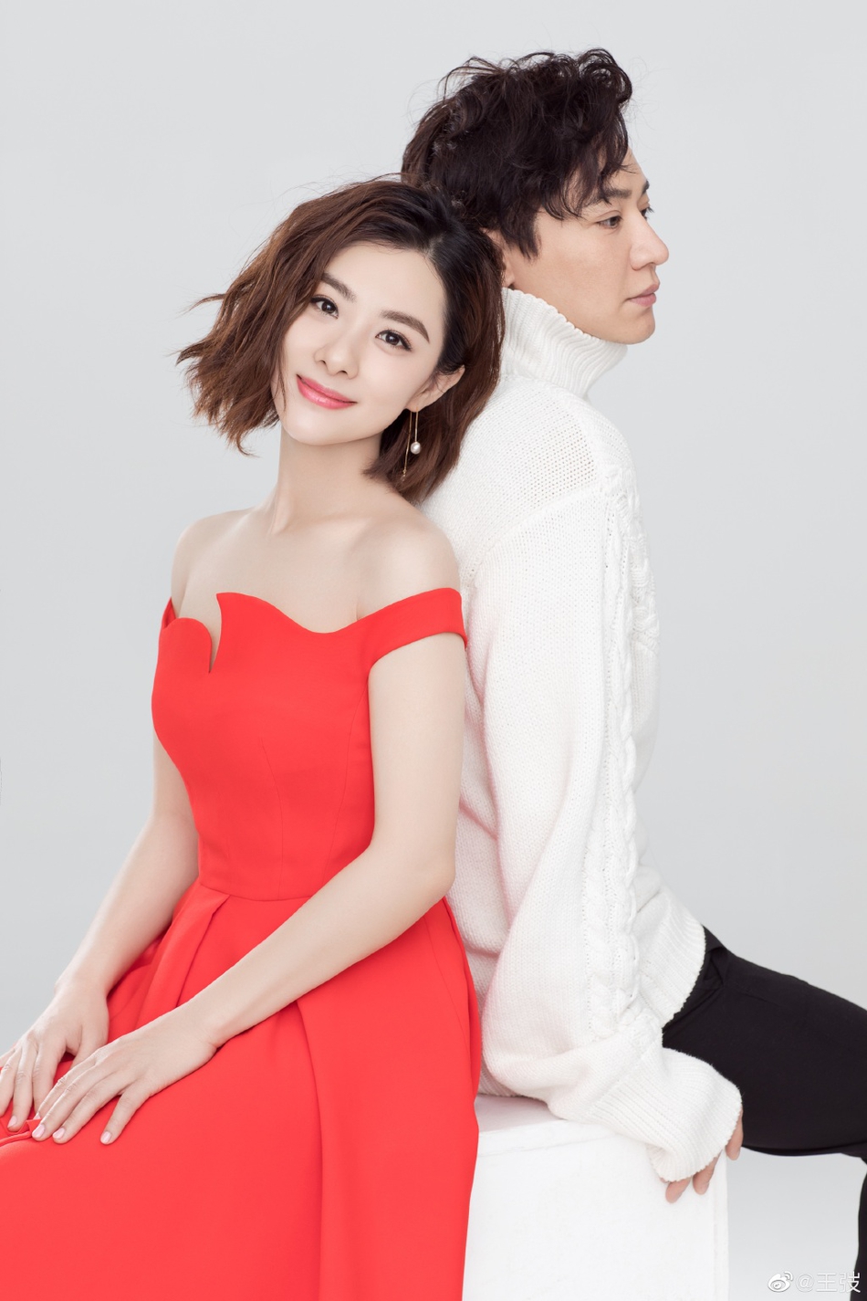 组图:王弢晒合照为老婆刘璇庆生 甜蜜喊话"我们父子一直爱你"_高清