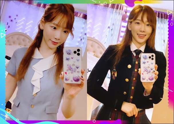 组图：泰妍晒校服自拍青春洋溢 素颜对镜甜笑少女十足