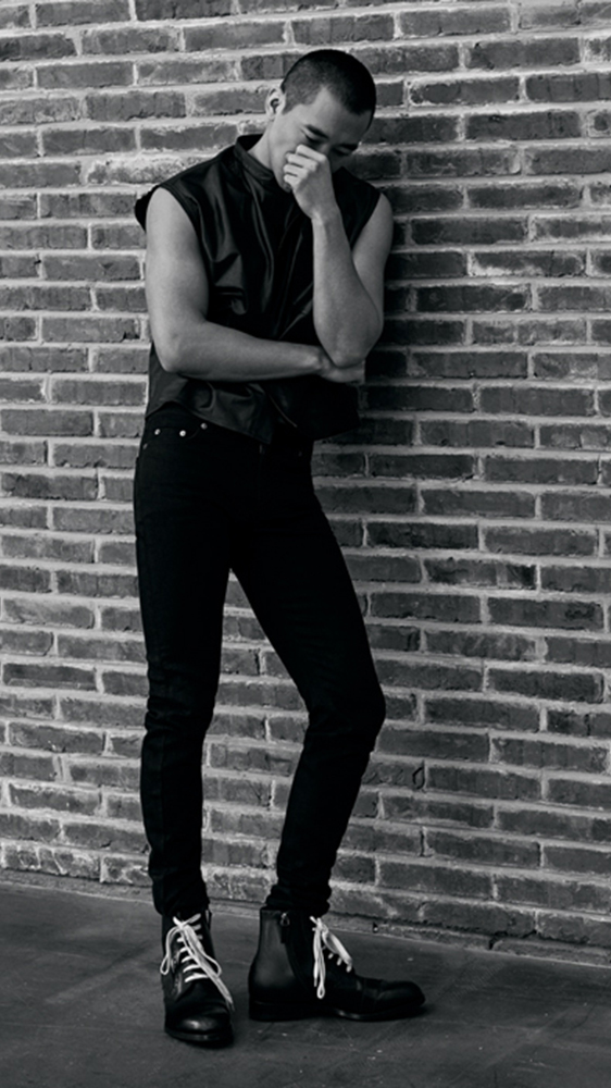 黄立行新片演绑匪大秀好身材