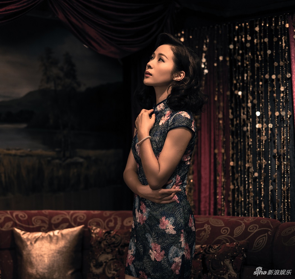 组图:江一燕着旗袍尽显玲珑身段 可温婉可性感气质绝佳_高清图集_新浪