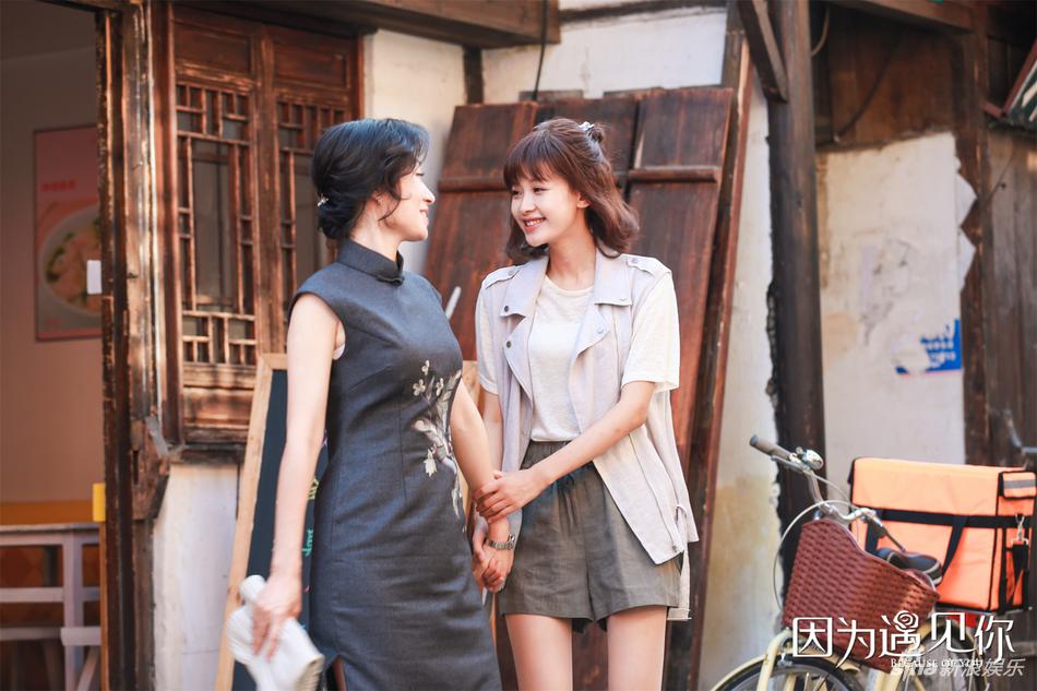 组图:《因为遇见你》曝新海报 孙怡吴优穿旗袍身姿曼妙_高清图集_新浪