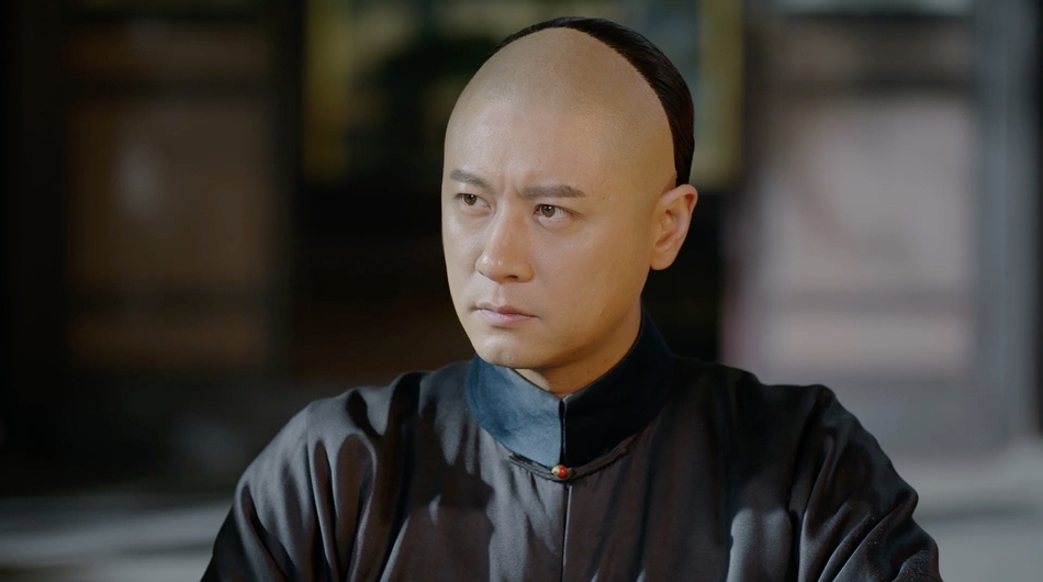 新浪娱乐讯 《那年花开月正圆》赵白石化身"人生导师",在公堂之上一番