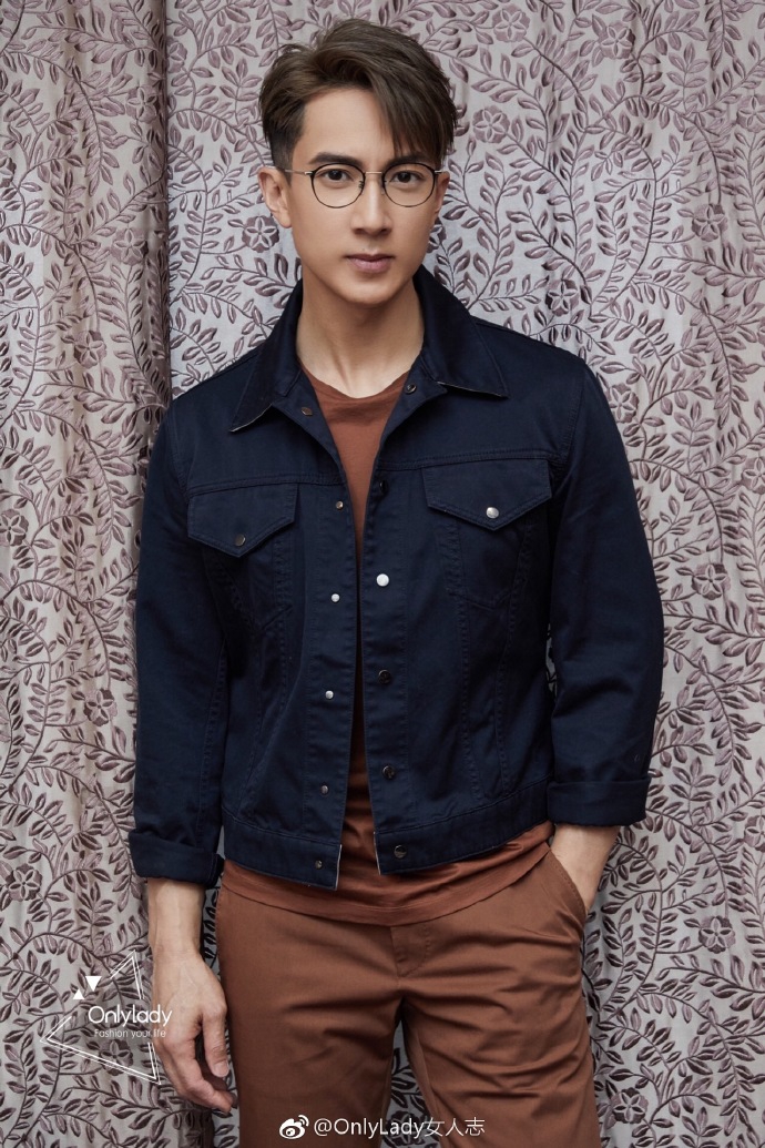 组图:不老型男终变胡茬大叔?吴尊胡子造型亮相网友大呼真香