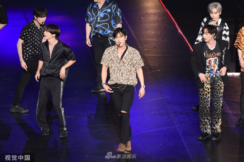 組圖：Super Junior臺北小巨蛋演唱會開唱 勁歌熱舞嗨唱三天