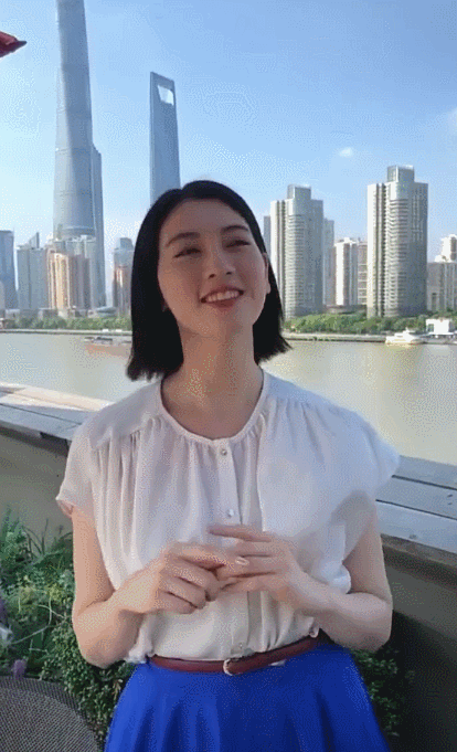 周杰伦新歌mv女主三吉彩花学中文害羞到双手捂脸甜美可爱 新浪图片 周杰伦新歌mv女主三吉彩花学中文害羞到双手捂脸甜美可爱 新浪图片