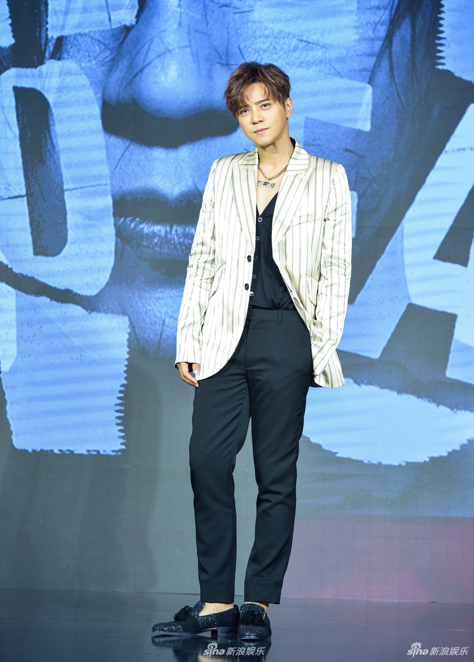 组图:罗志祥亮相新专辑发布会 直言向胡彦斌邀歌得来不易