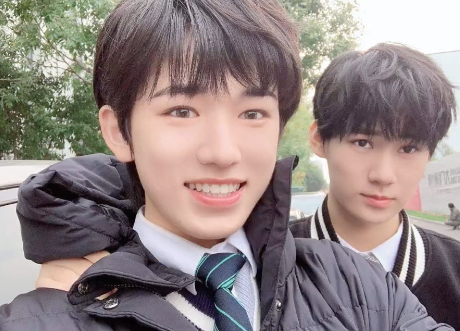 组图:张真源发长文为宋亚轩庆生 晒两人合影视频感情超好_高清图集