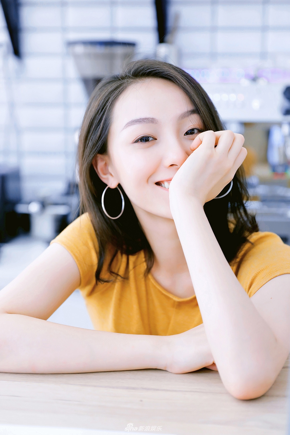 温晴曝暖意写真 笑靥动人亲切感十足