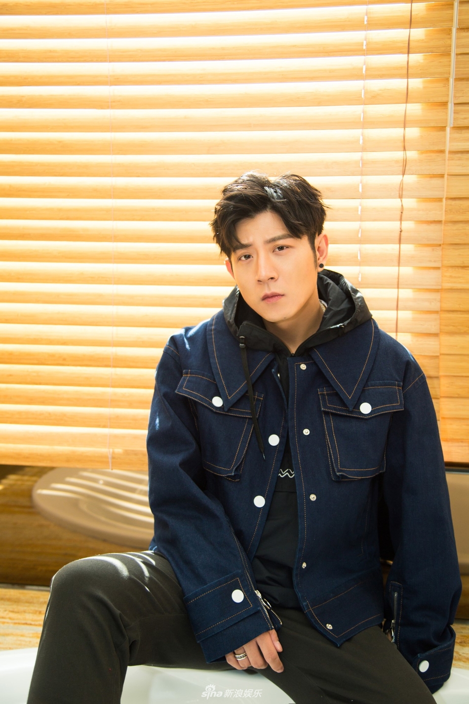 组图:高晓攀曝秋冬写真