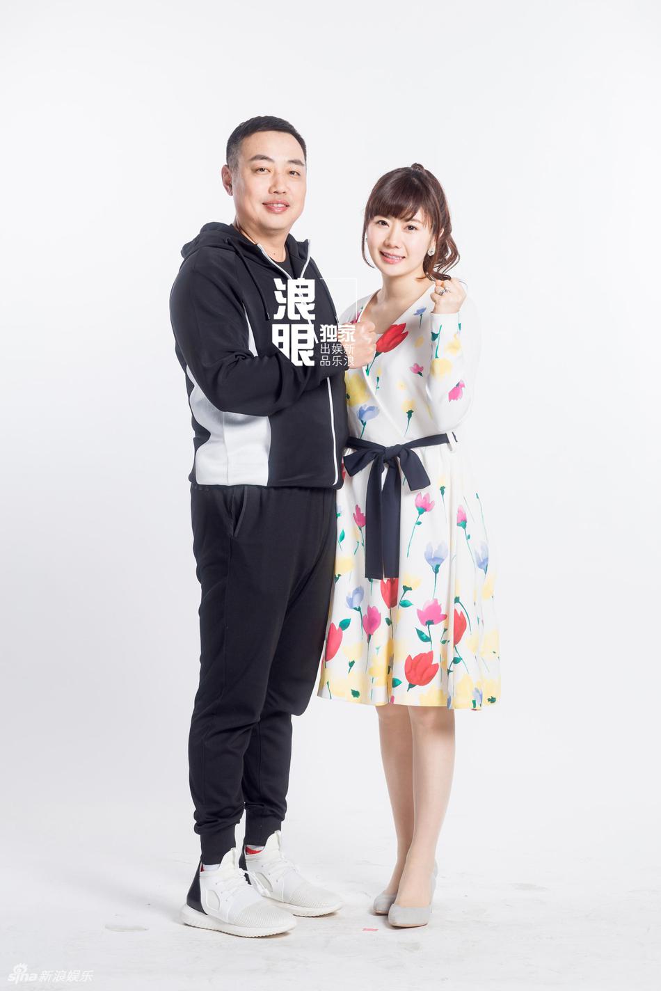 福原爱婚后首秀 与刘国梁有爱互动笑容甜(图)