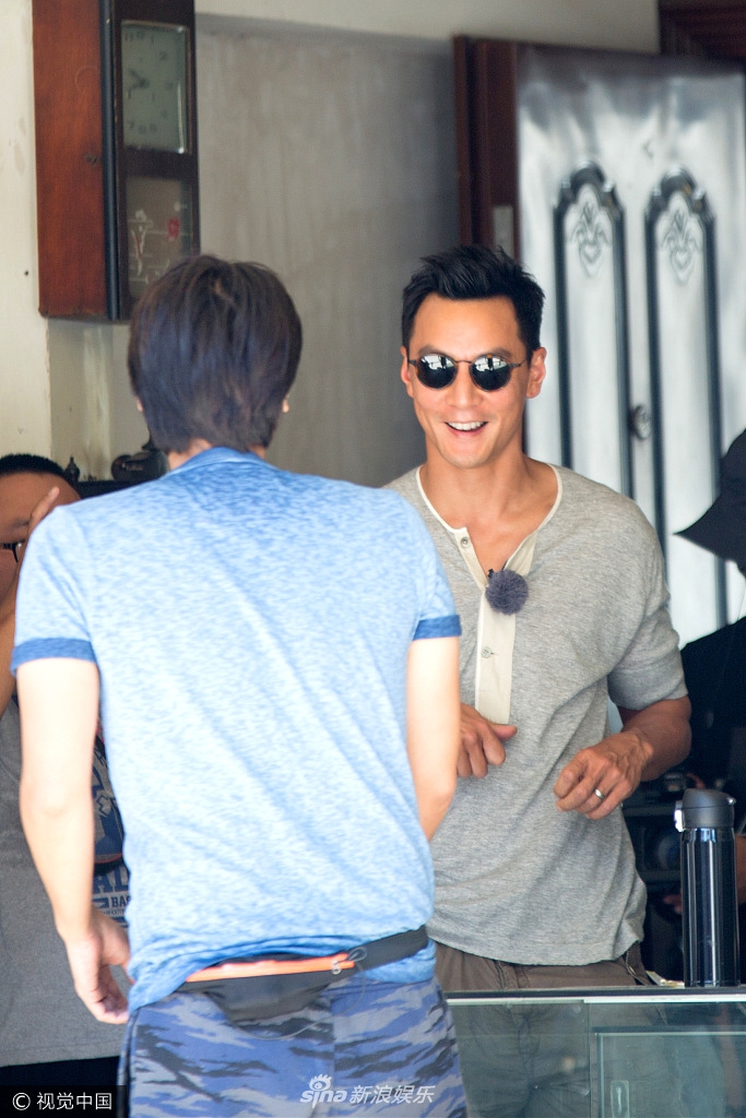 组图:吴彦祖冯德伦烈日聚首 荷尔蒙爆棚颜值依旧_高清图集_新浪网