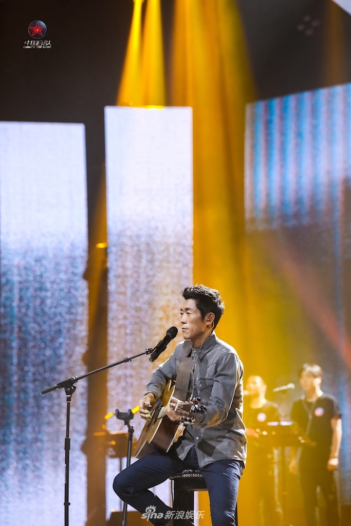 中国乐队前指南针乐队主唱刘迦帝魔性开嗓