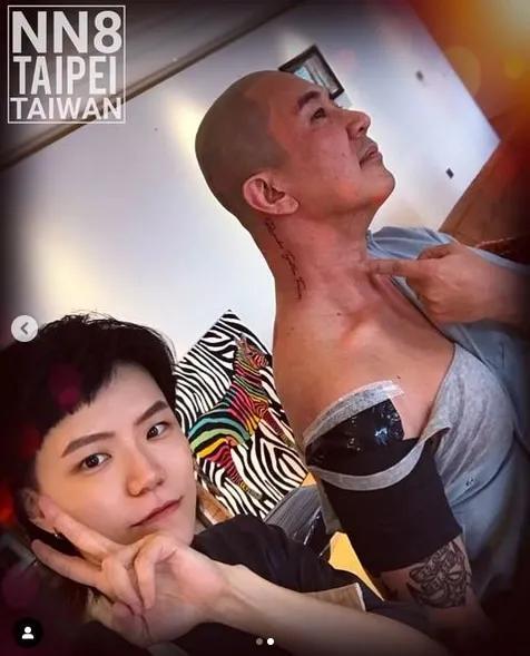 組圖：大S婚後露面狀態好 高調秀與具俊曄同款紋身