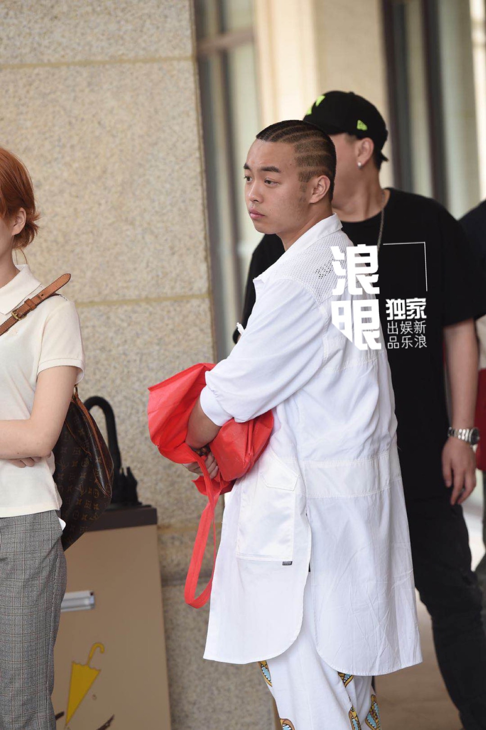 组图:嘻哈歌手bridge婚礼现场图独家曝光 好友gai携妻子出席