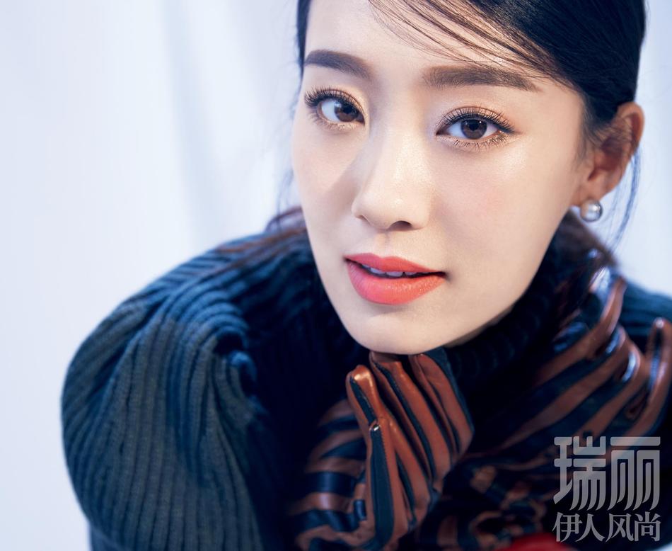 08 14:58:22 2 / 6 新浪娱乐讯 近日,"最美喜剧人"张小斐拍摄的最新