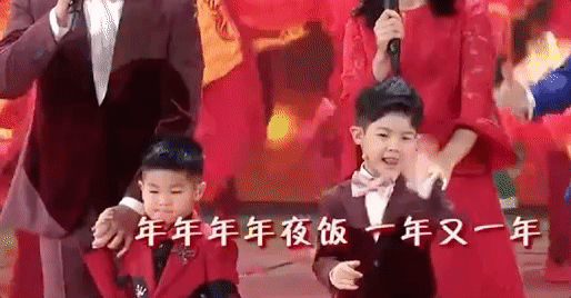 组图：央视春晚人气明星荟聚 王菲那英合唱黄渤张艺兴陈伟霆跳舞