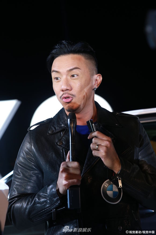 组图:张继聪否认退出娱乐圈 称谢安琪不会提早复出赚钱