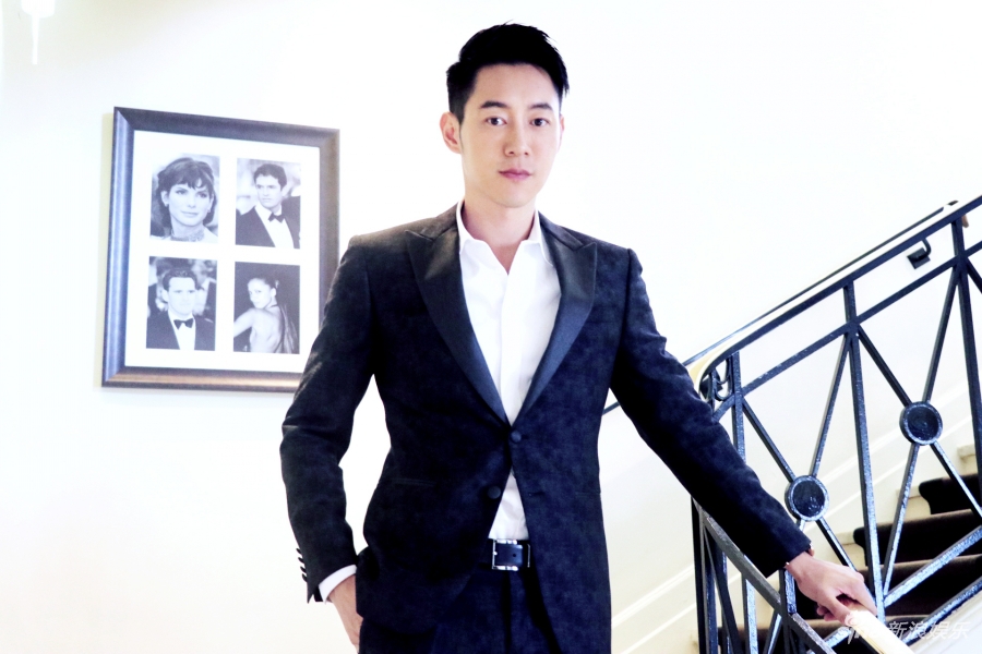 陈正飞亮相戛纳电影节 长腿抢镜潮范儿足