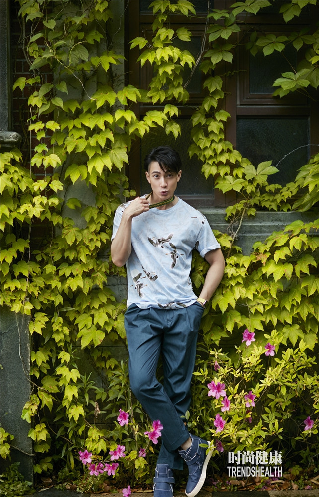 吴尊时尚封面大片曝光 阳光奶爸尽显童心