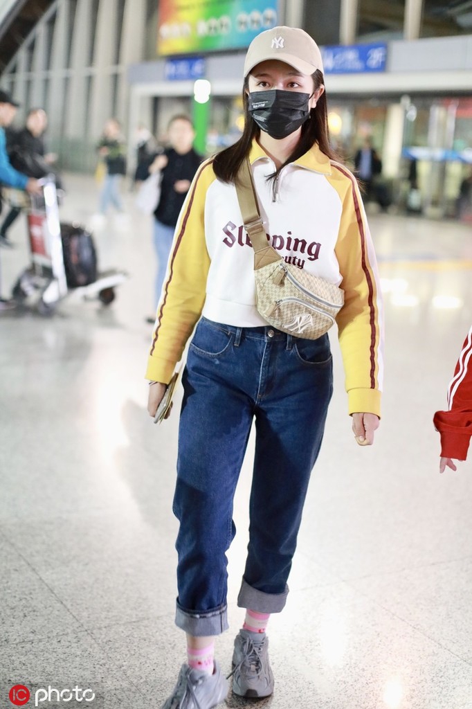 组图客栈小管家归来李兰迪随性装扮满屏邻家女孩气息