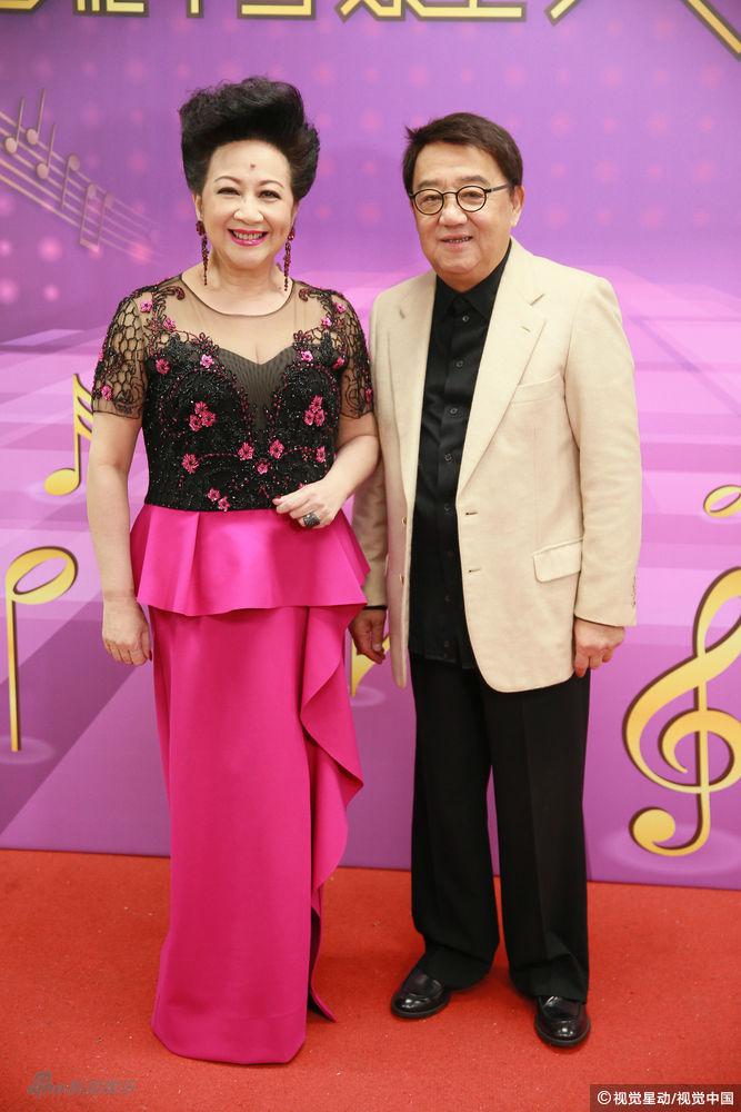 组图:陈松伶袁凤瑛薛家燕盛装出席tvb录影探班 _高清图集_新浪网