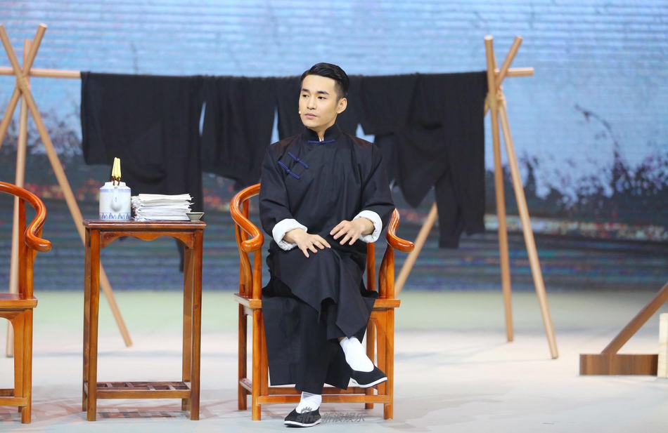 文松加盟《笑声传奇》颜值飙升