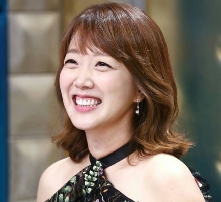 徐敏静为婚姻赴美艰难生活称曾靠尹斗俊挺过来