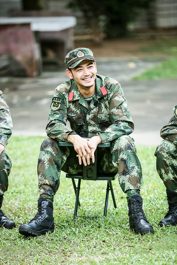 奇犬杨烁暖男属性大爆发高度散光再闹乌龙