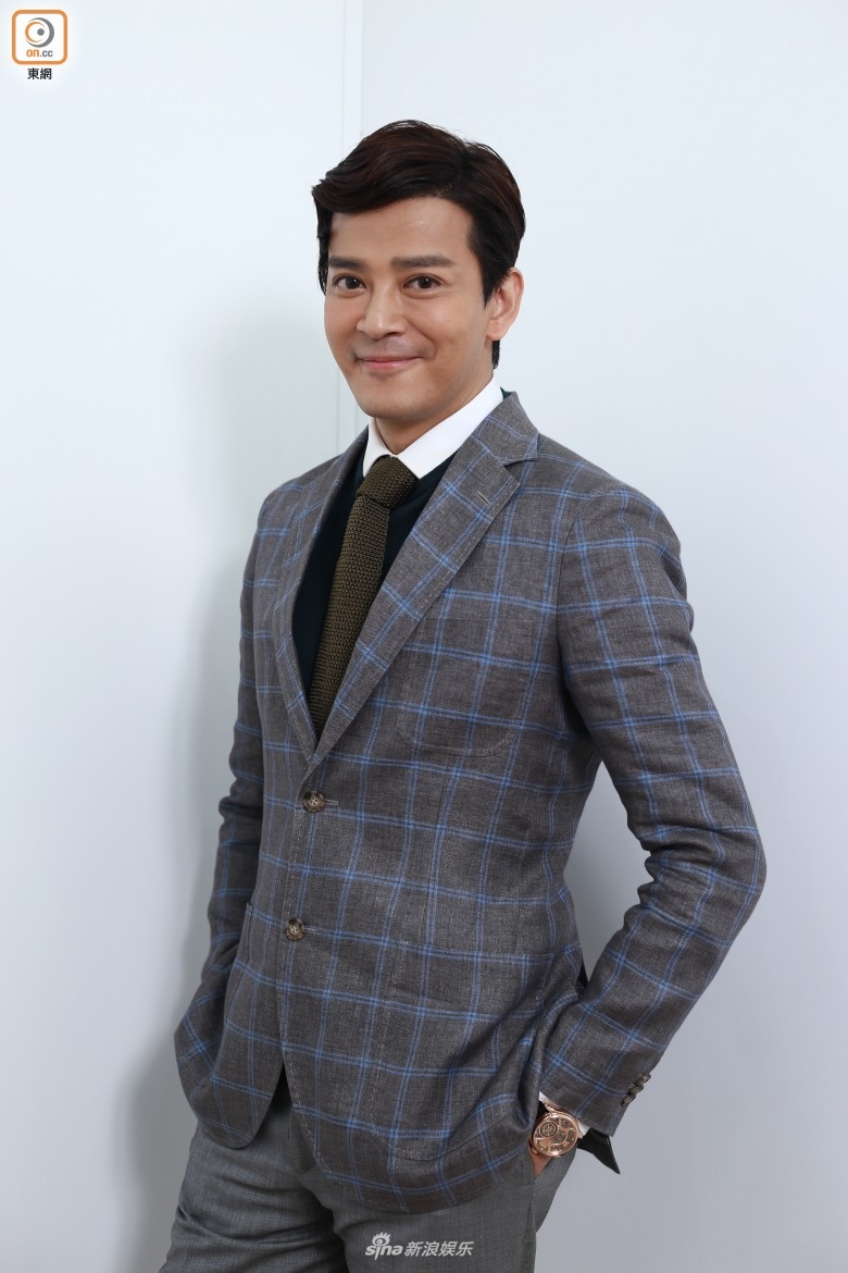 组图太拼了42岁陈晓东大力揉脸否认整容一说