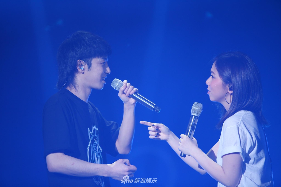 《歌手》总决赛彩排 汪峰豪迈张韶涵高亢华晨宇深情