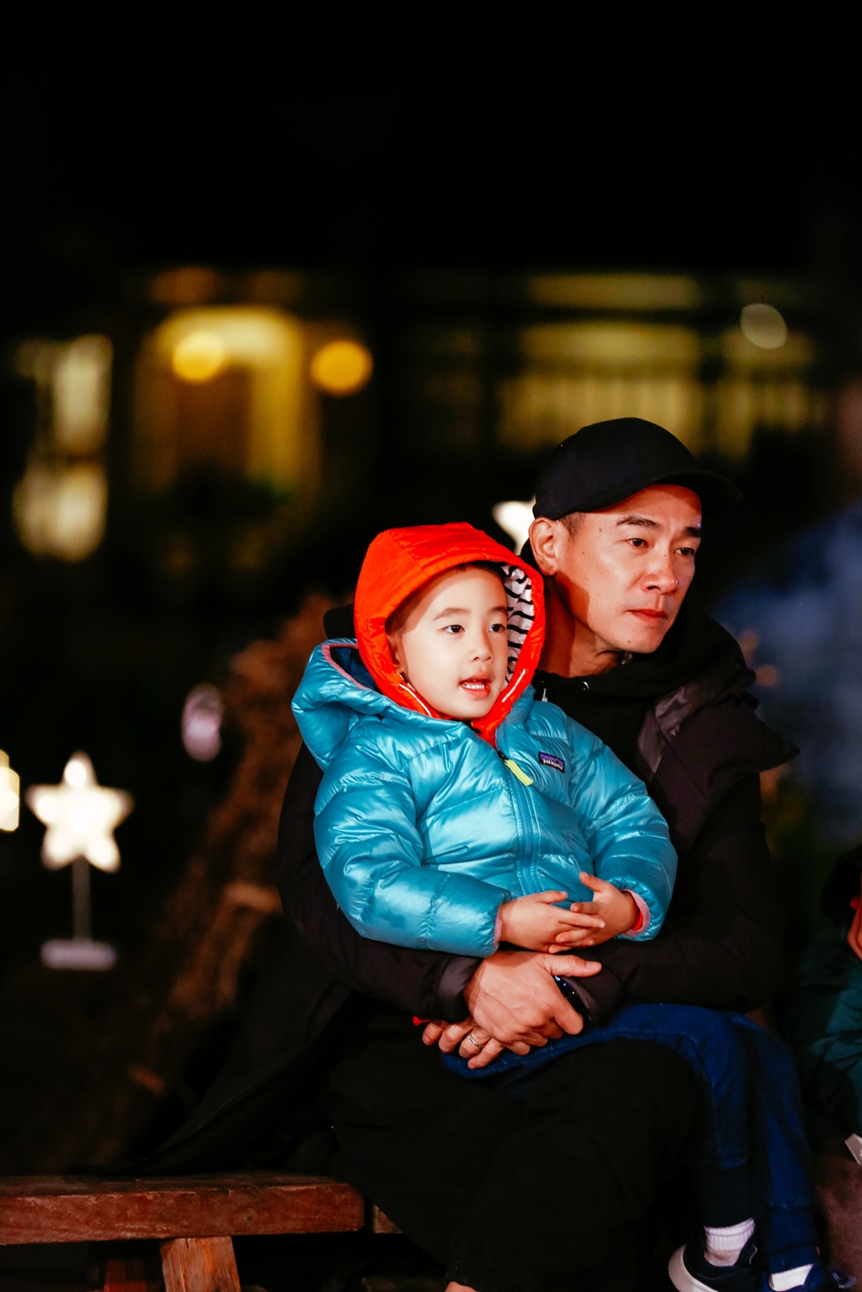 jasper牛仔装扮变身麦霸 杜江成迷弟疯狂打call