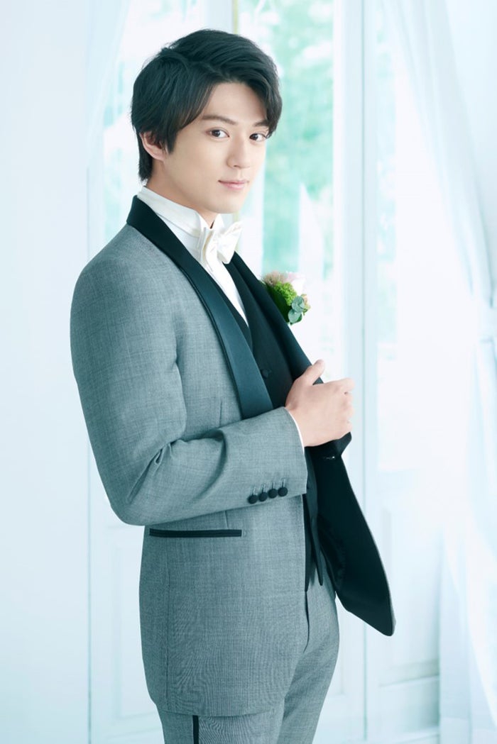 组图新田真剑佑吉川爱共演广告饰演新郎新娘