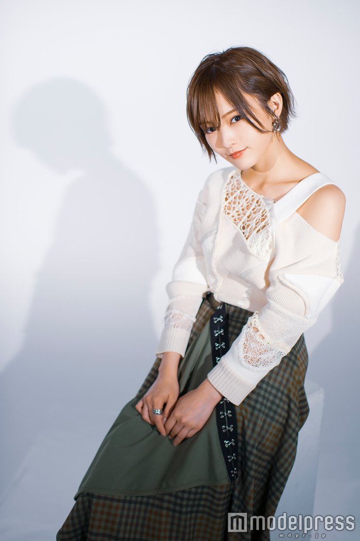 组图:山本彩拍摄清新写真 诉说当下烦恼_高清图集_新浪网