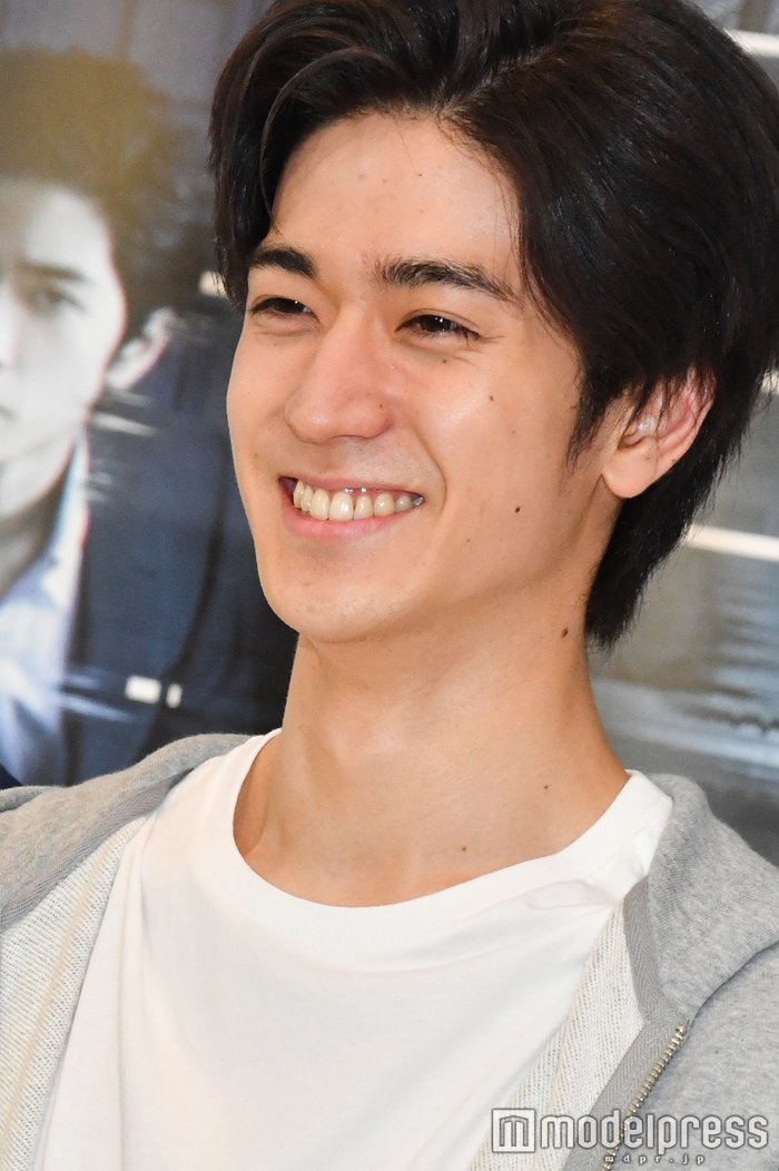 组图:中岛裕翔首次主演舞台剧 有来自高木雄也的压力